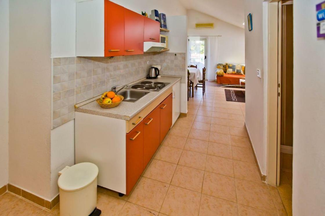 חוואר Apartments Jacky מראה חיצוני תמונה